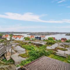 Awesome Apartment In Kungshamn With House Sea View