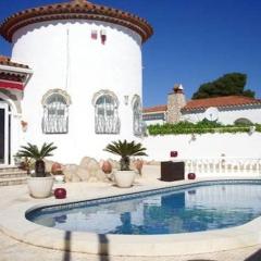 Mooie vrijstaande vakantiewoning met privé-zwembad