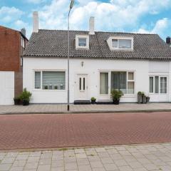 Comfortable semi-detached holiday home in Vlissingen