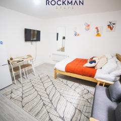 Charming Apartment in Central Southend Location by Rockman Stays - Apartment D