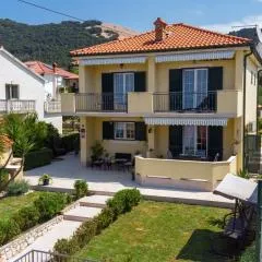 Villa Ana