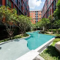 Monte Rama 9 near JodFair Market Condo