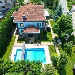 Heaven White Palace