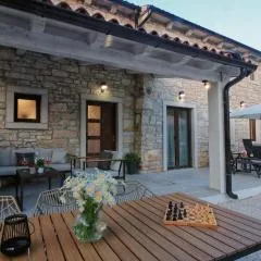 Casa Capris