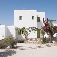 Seaside Paros House Green