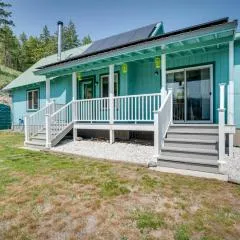 Secluded Washington Cabin Near Hikes & Lakes!