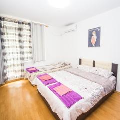 SUPER CENTER - Small Flat on "Kiril & Metodi" Square