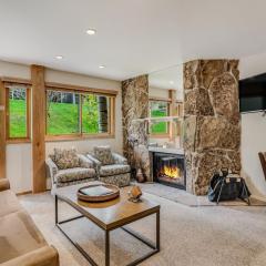 Laurelwood Condominiums 403