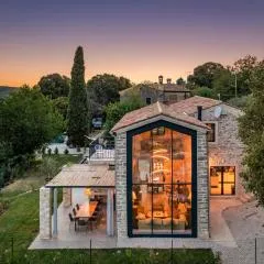 Villa La Vinella with heated pool