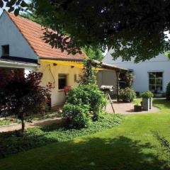 Gemütliches Haus mit großem traumhaften Garten