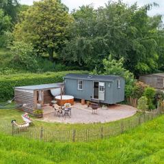 Apple Blossom, Devon Hideaways