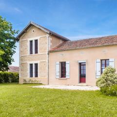Nice Home In Bergerac With Wifi And 4 Bedrooms
