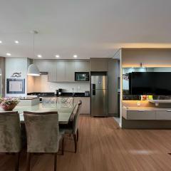 Lindo Apartamento Aire 3 Suítes by Achei Gramado