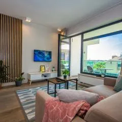 InPoint Central Suites with Parking Available