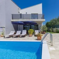 Holiday Home Villa Leonardo by Interhome