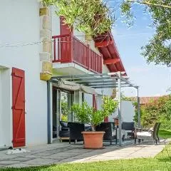 Nice Home In La Bastide-Clairence