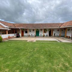 Linda Casa Colonial Remodelada