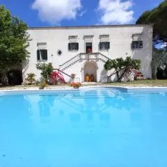 MASSERIA INCANTAMENTO Suite Bouganville