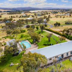 Winterwood Lodge Farm Stay- 6mins Jindabyne Pets Allow Floor Heating