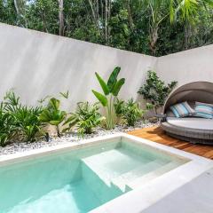 Beautiful 4BR, Up to 8 Guests, Private Pool, 10 min to Beach