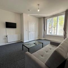 1 Bed Central Newark Flat 1st Floor