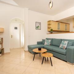 Cozy Artistic Nest 1BR Apt near Metro & Acropolis