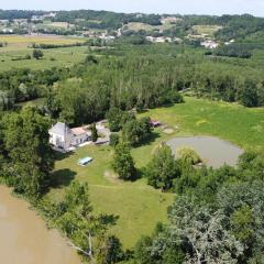 Le Cast'L 2 Coin de paradis en bord de Dordogne