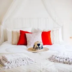 Loveroom Du Perche : maison avec balnéo