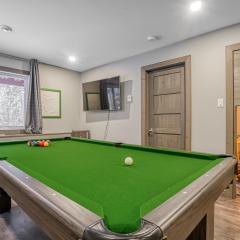 Condo familiale Billard et spa, 350m de la montagne de ski