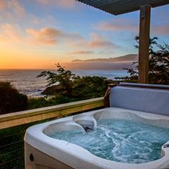 Magnificent Oceanview Hot Tub! Oceanfront! Shelter Cove, CA