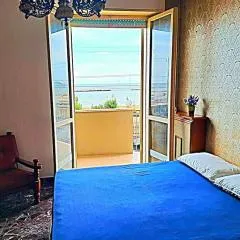 Riviera del Conero Fronte Mare, 3 camere, 10 letti