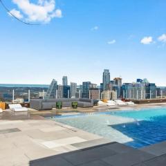 Luxury 1BR - Rainey St - Top Amenities - RoofTop Pool - 11th Floor