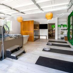 Zen House- Cold Plunge, Infrared Sauna, Jacuzzi, Red Light Therapy, Yoga Room, Meditation Laybrinth