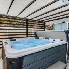 Aqua Dreams - Six fireplaces, arcade machine, foosball, and hot tub