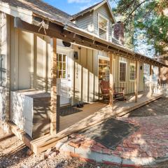 Happy Hours - Modern Cabin with Game Room and Peek-a-Boo Lake Views!