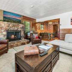 Stillwater Cove Lakefront - Breathtaking views, charming vintage cabin, woodsy interior! Boat Dock!