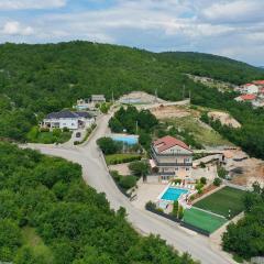 Nice Home In Gornje Podbablje With Jacuzzi, Wifi And Outdoor Swimming Pool