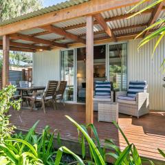 Coral Haven - Aldinga Beach - C21 SouthCoast Holidays