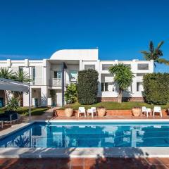 Charming 10 pers Villa with swimmingpool Sevilla