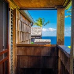 Style and Comfort Over the Ocean