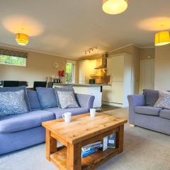 Charming Copse Corner Lodge - Spa Resort - Devon