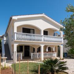 Apartments with parking space Vir - 20147