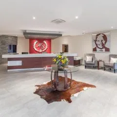 Hotel Savoy and Conference Centre