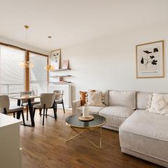 Wola Kasprzaka Luxury Apartment by BookingHost