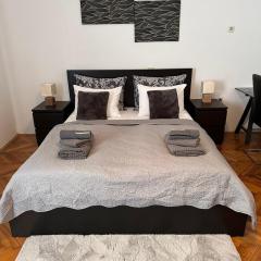 Apartman Grey