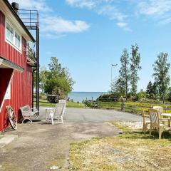 8 person holiday home in BRÅLANDA-By Traum