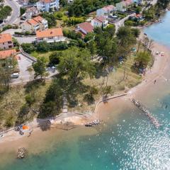 Seafront Maris by EL-PI TOURS