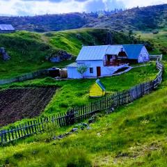 Weekend house in the Piva nature park