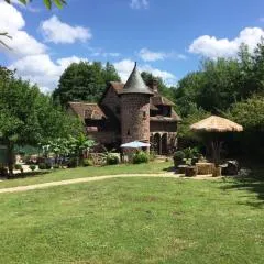 Maison luxe Collonges la rouge,jakuzzi,clim,WIFI,piscine