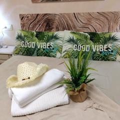 Pink Catia coqueto piso playa del cura